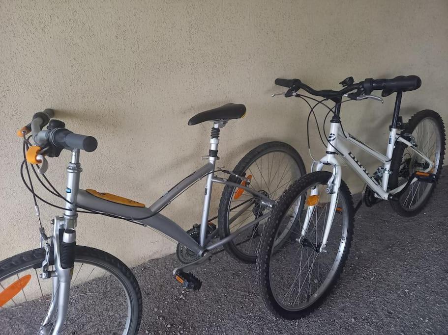 Cosy T2, Meuble De Tourisme 3 Etoiles, Parking Ferme , 2Velos, Wi-Fi Нарбон Екстериор снимка