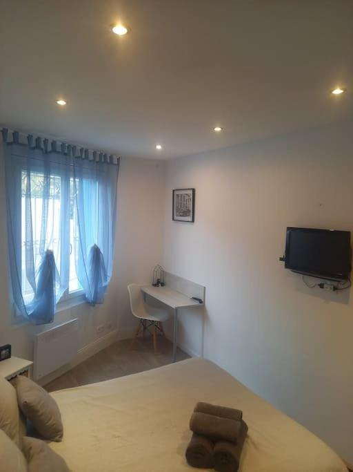 Cosy T2, Meuble De Tourisme 3 Etoiles, Parking Ferme , 2Velos, Wi-Fi Нарбон Екстериор снимка