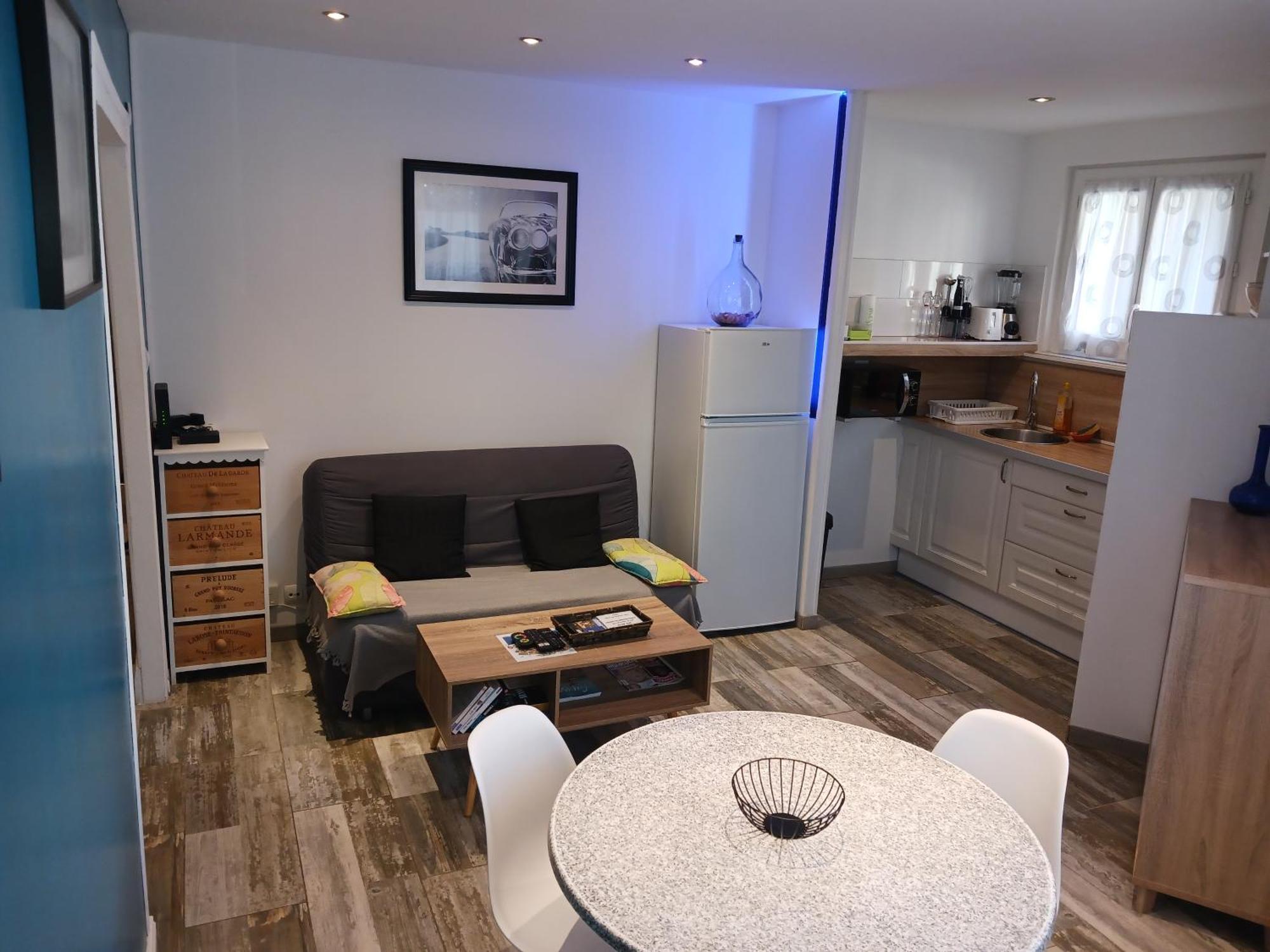 Cosy T2, Meuble De Tourisme 3 Etoiles, Parking Ferme , 2Velos, Wi-Fi Нарбон Екстериор снимка
